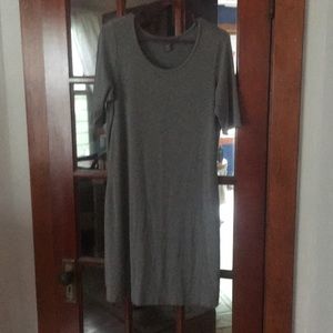Grey, fitted dress